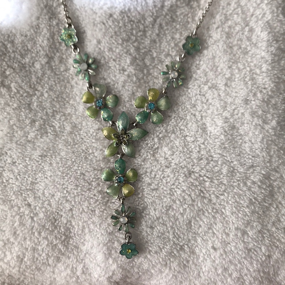 Floral Drop Necklace